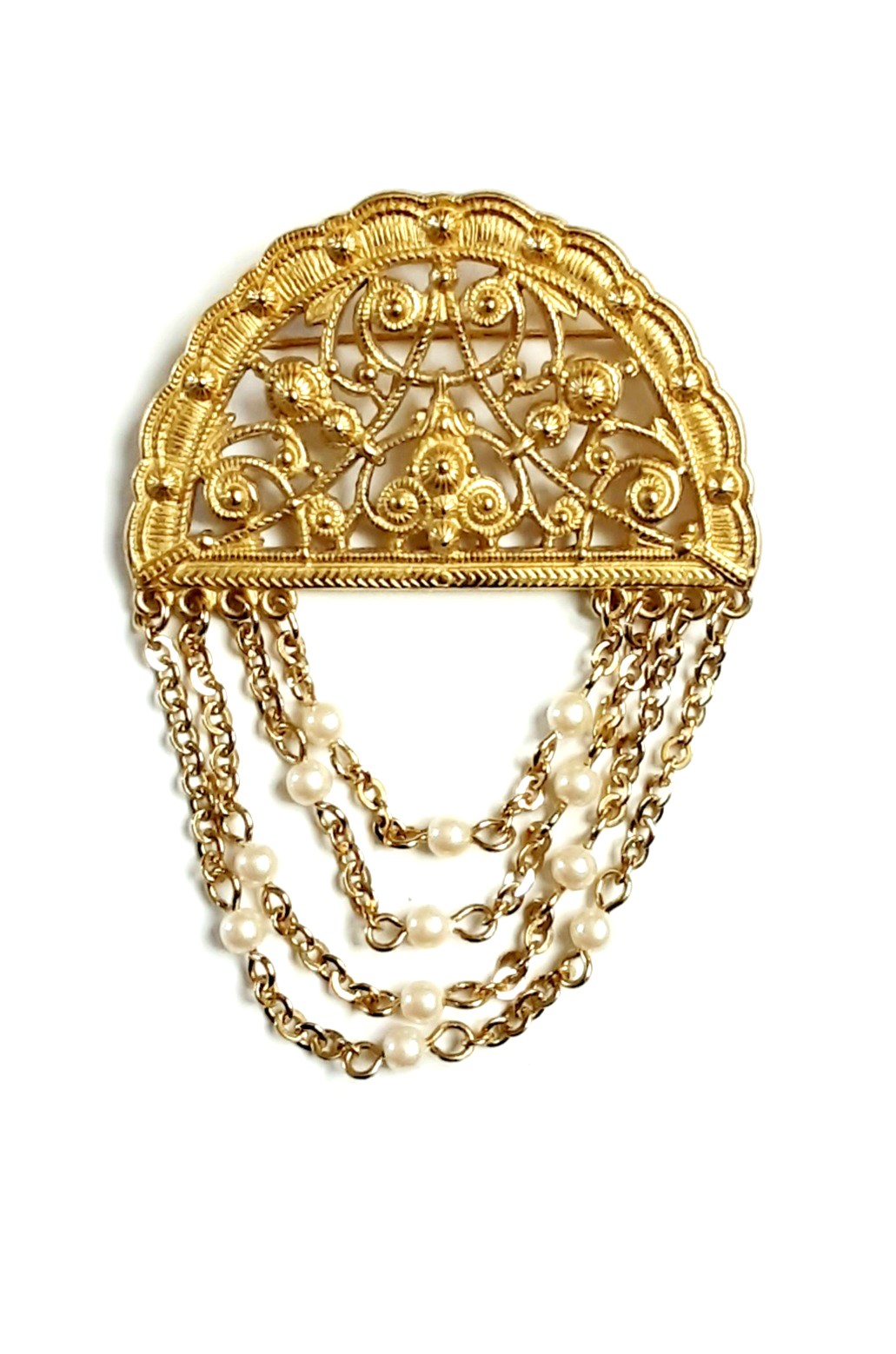 Monet gilt pearls brooch