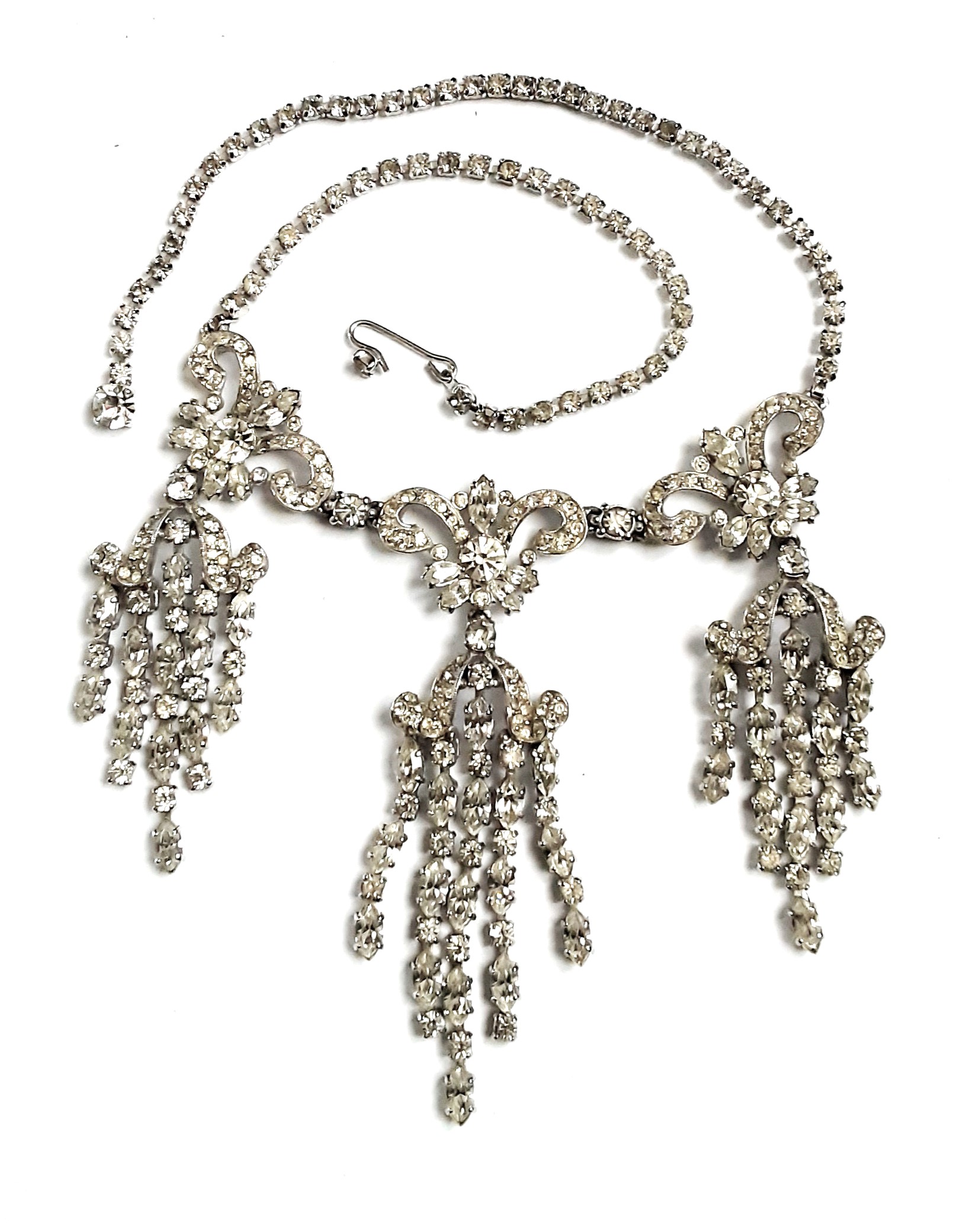 Schiaparelli diamant necklace