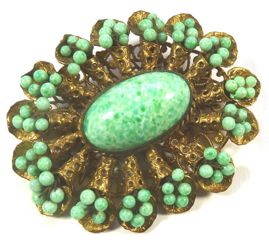 Neiger green Czech. brooch