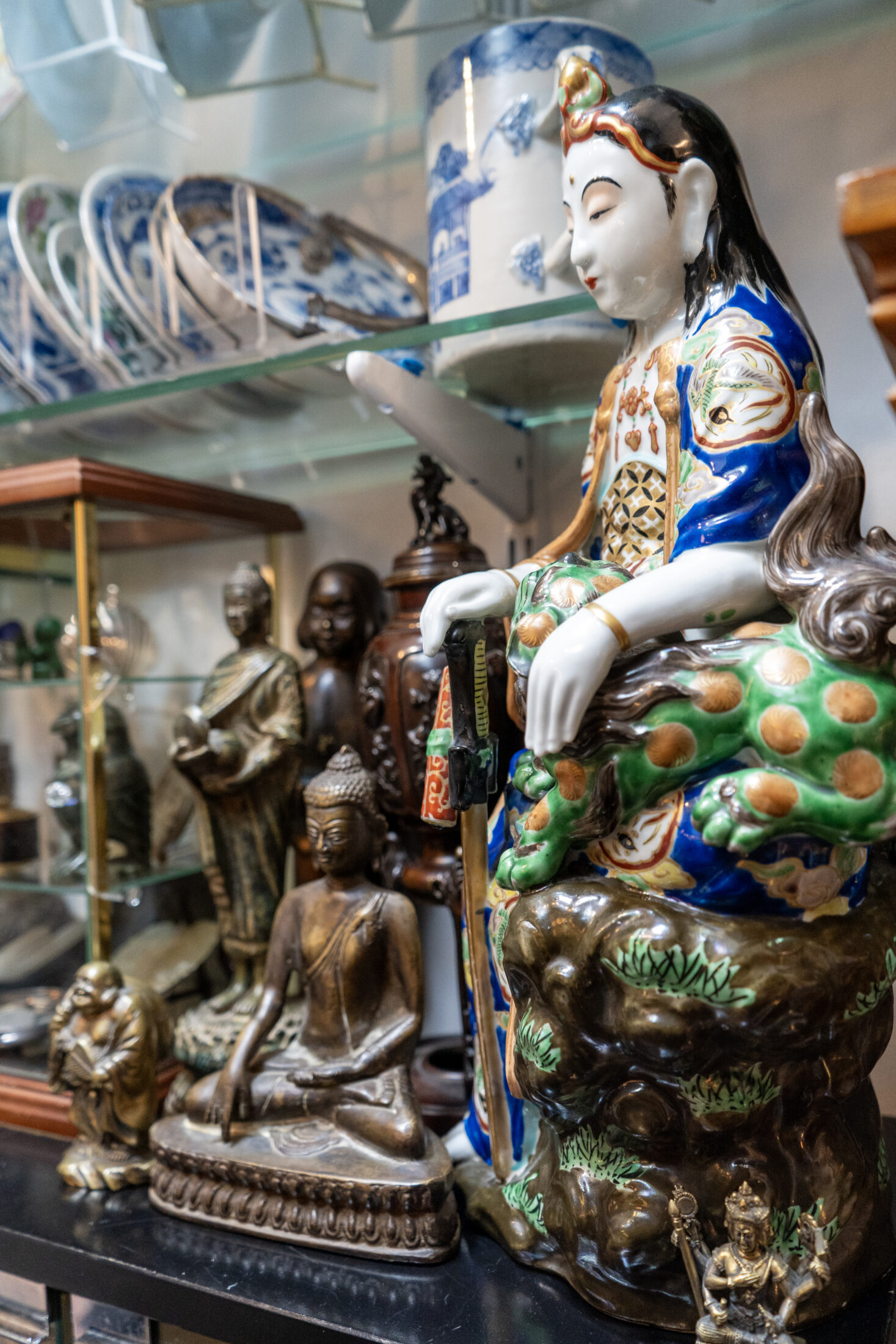 Wantigue Oriental Art | Alfies Antique Market | London’s Largest Indoor Antique and Vintage Market