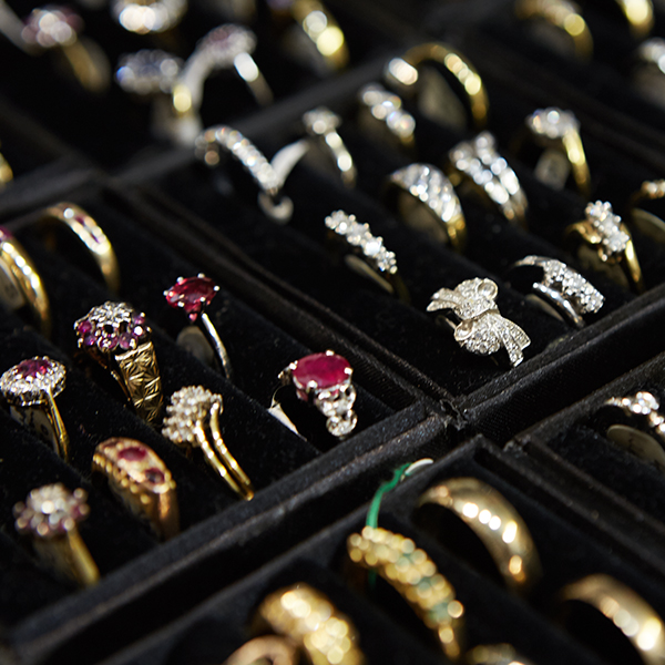 Pars Jewellery | Alfies Antique Market | London’s Largest Indoor Antique and Vintage Market