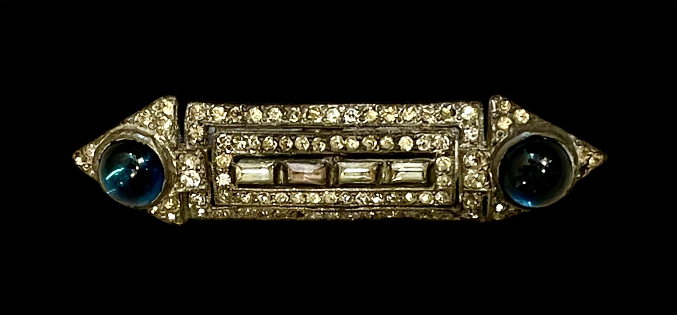 <br />
<b>Warning</b>:  Undefined variable $image in <b>/var/www/vhosts/alfiesantiques.com/httpdocs/web/wp-content/themes/alfiesantique/single-arts-and-antiques.php</b> on line <b>100</b><br />
<br />
<b>Warning</b>:  Trying to access array offset on value of type null in <b>/var/www/vhosts/alfiesantiques.com/httpdocs/web/wp-content/themes/alfiesantique/single-arts-and-antiques.php</b> on line <b>100</b><br />
