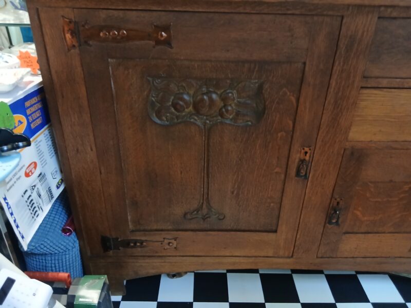 ART NOUVEAU sideboard